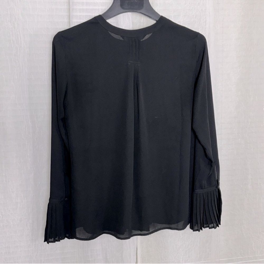 Whbm 4 Black Solid Yoke Collar Button Front Pleat… - image 2